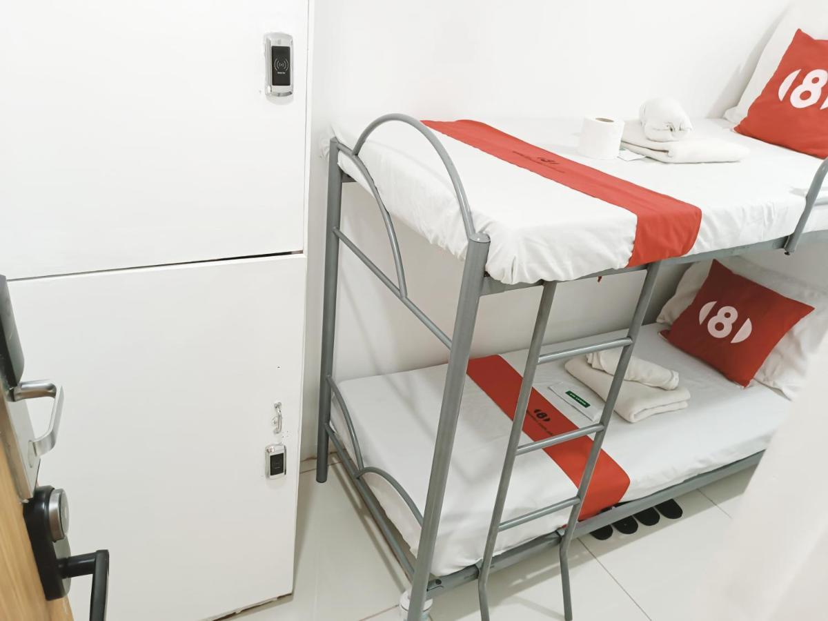 8Hostel 마닐라 외부 사진