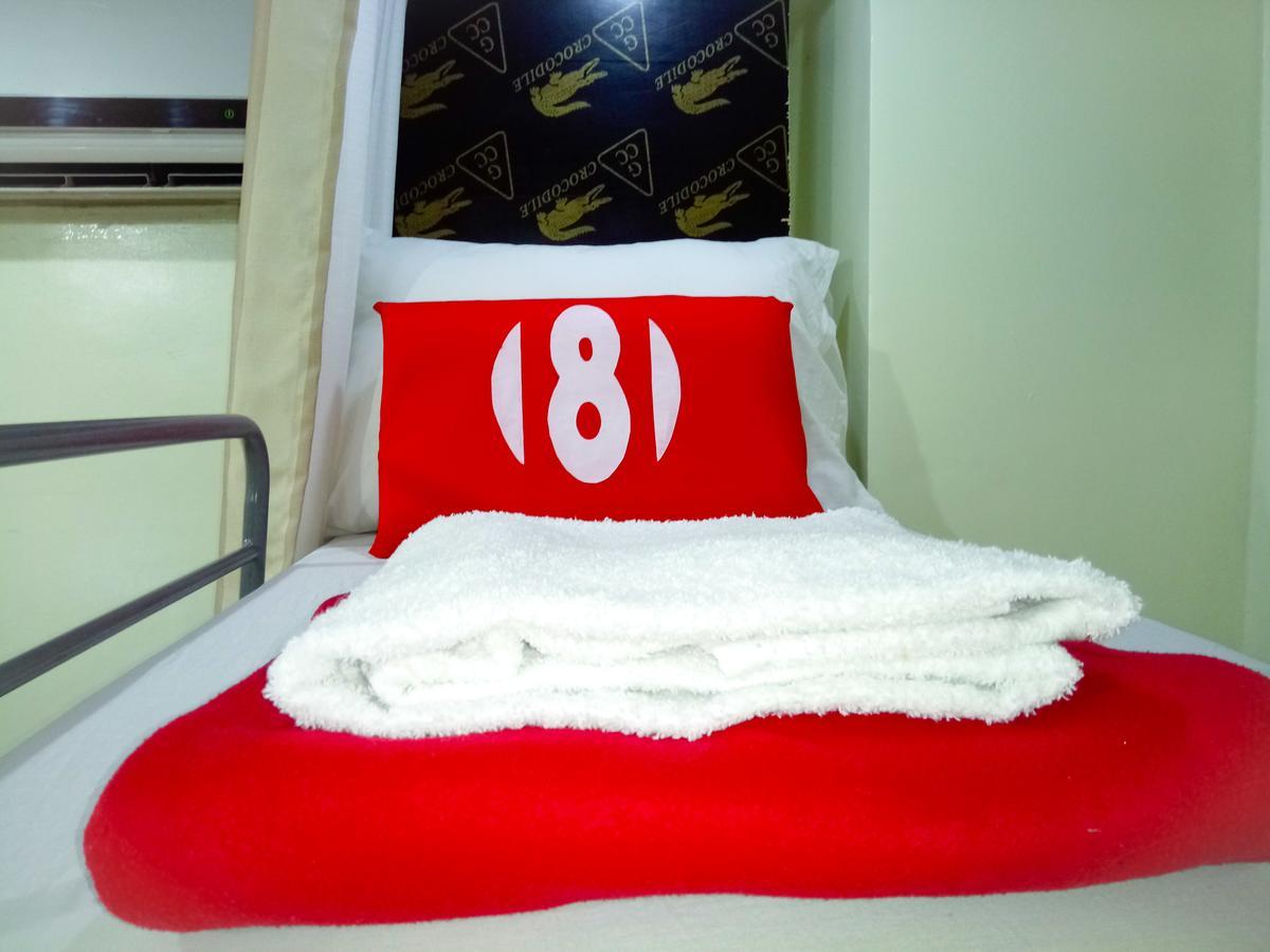 8Hostel 마닐라 외부 사진