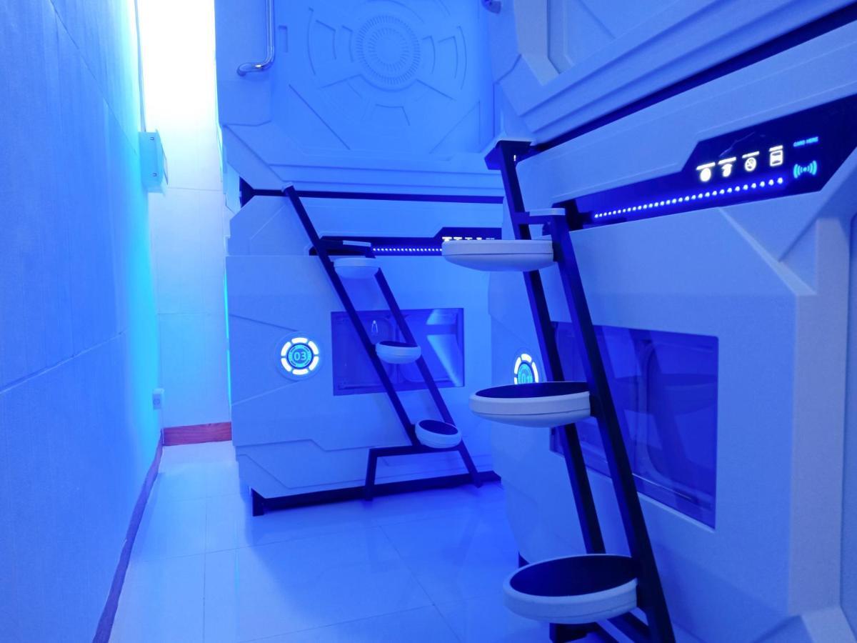 8Hostel 마닐라 외부 사진